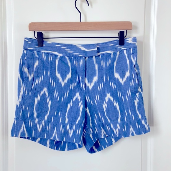 J Crew shorts blue and white Ikat pattern size 4 - Picture 1 of 7